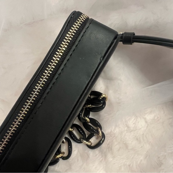 Dior Beauty Case with Crossbody and Handbag Straps - Picture 13 of 13